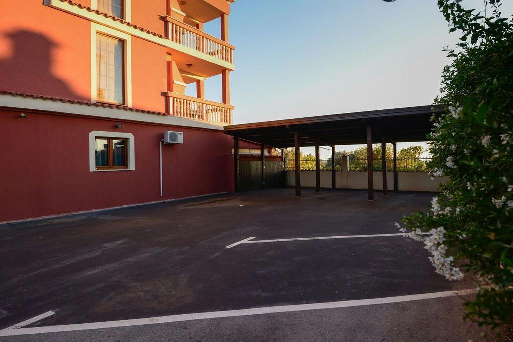 Apartments Brioni-Blick Fažana Екстериор снимка